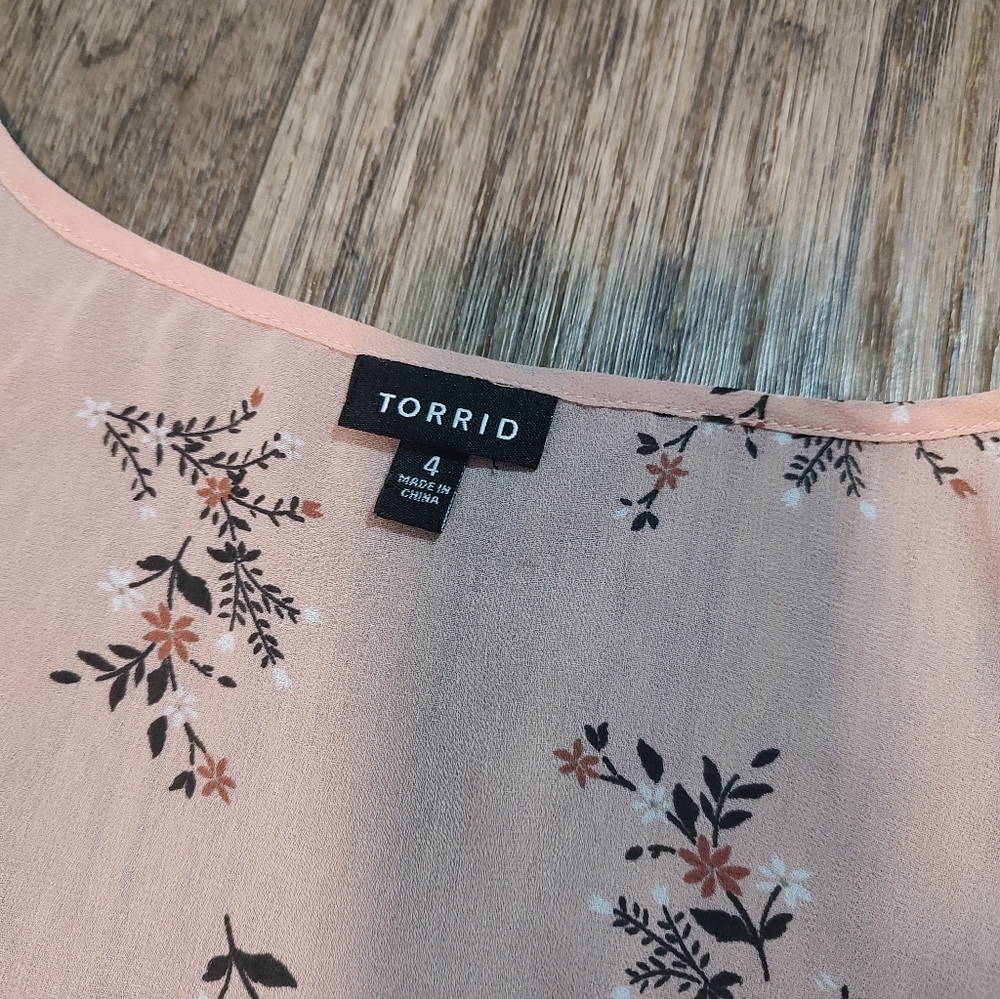 torrid Light Pink Floral High-Low Women's Sheer Top Size 4x - Picture 7 of 8